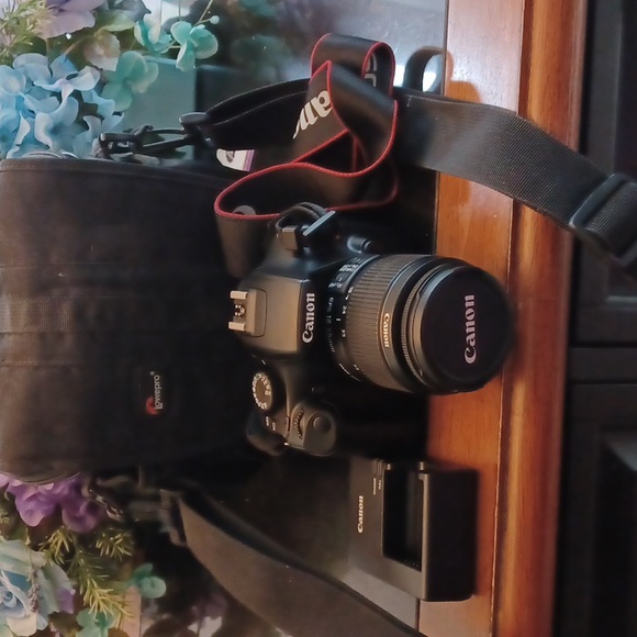Canon Other - Canon EOS Rebel T3 Camera